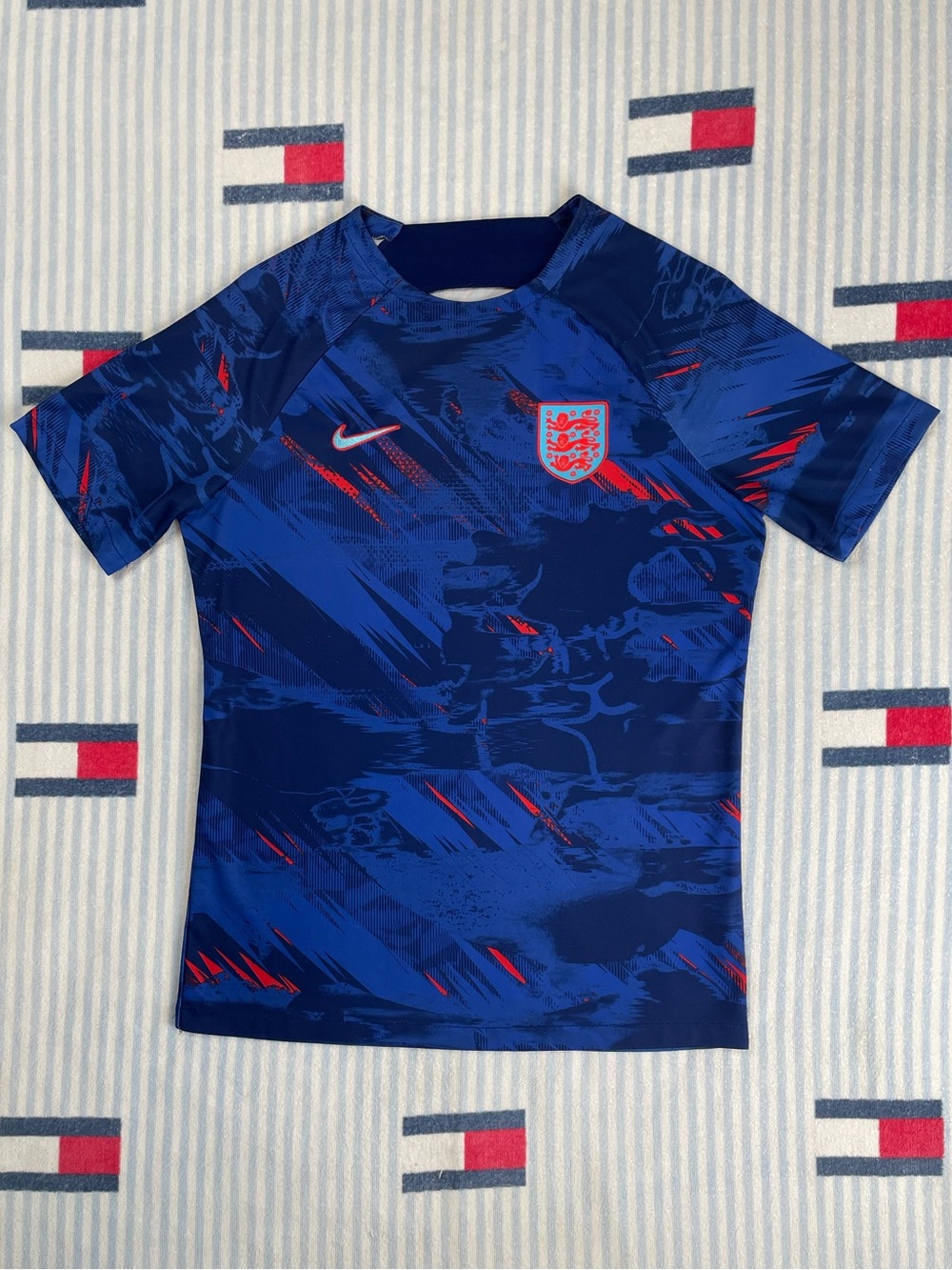 Nike England 22/23 Pre Match Men’s National Football Soccer Team Jersey Dri-fit